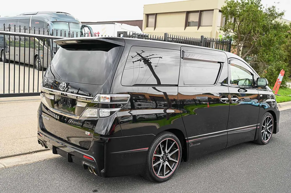 2014 Toyota Vellfire GS - photo 16