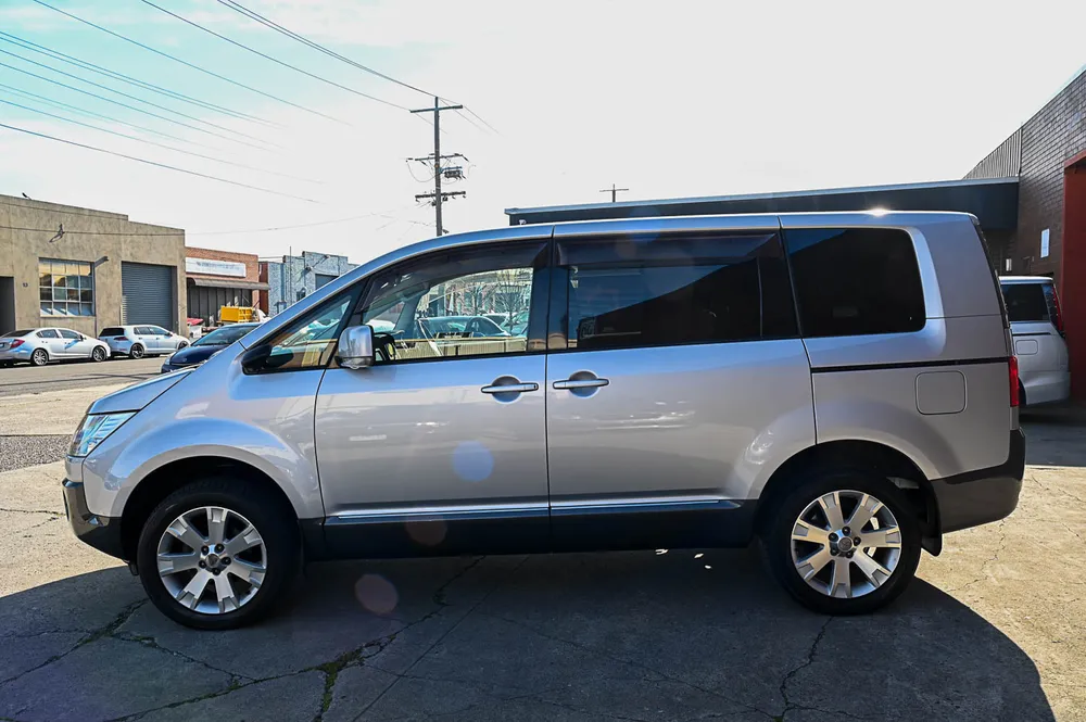 2010 Mitsubishi Delica D5 G Power Pack - photo 6