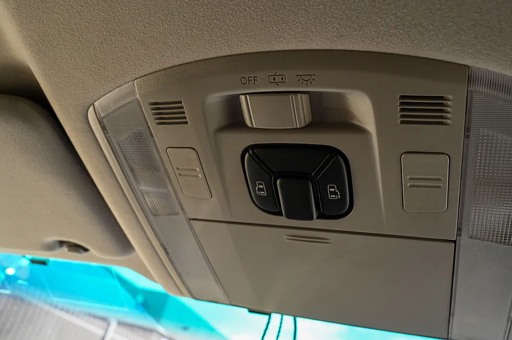 2013 Toyota Vellfire GS - photo 20