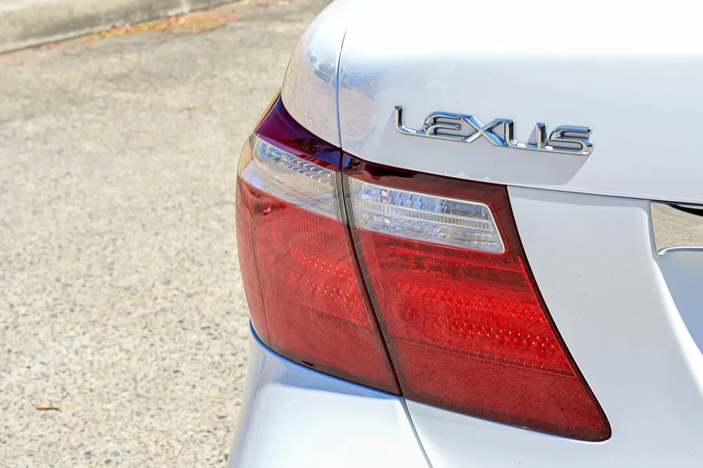 2006 Lexus LS460 - photo 11