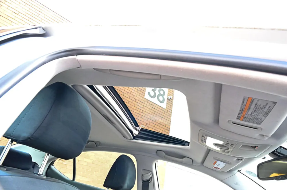 2007 Lexus IS350 Version S - photo 13
