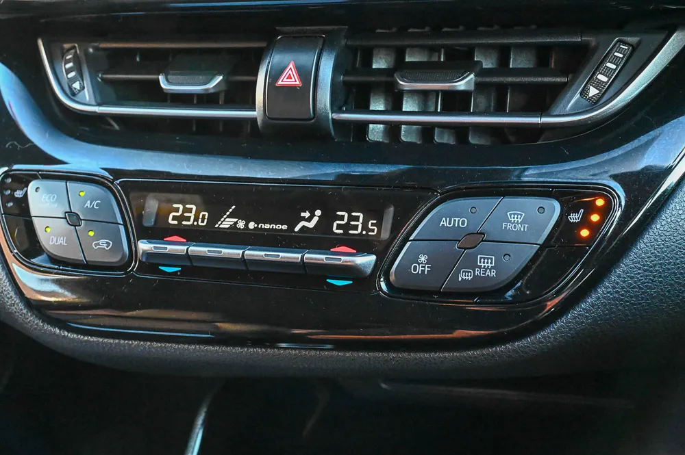 2018 Toyota C-HR G - photo 21