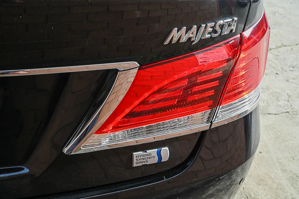 2014 Toyota Crown Majesta BASE GRADE - photo 6