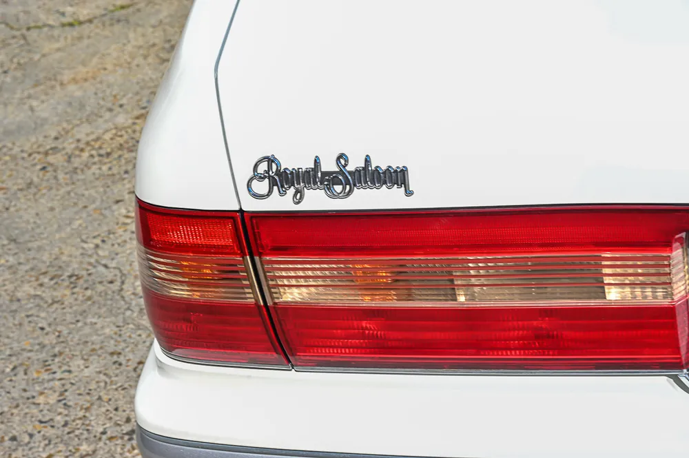 1996 Toyota Crown Royal Saloon - photo 8