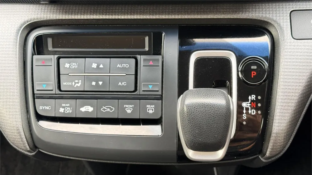 2018 Honda Stepwgn Spada G EX Sensing - photo 12