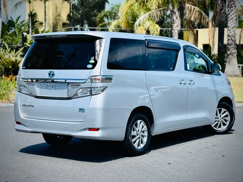 2012 Toyota Vellfire X - photo 17