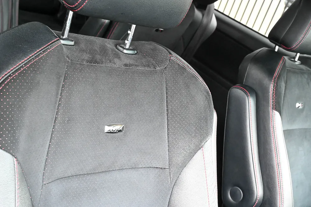 2014 Toyota Vellfire GS - photo 19