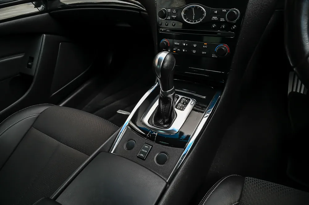 2010 Nissan Skyline Coupe - photo 20