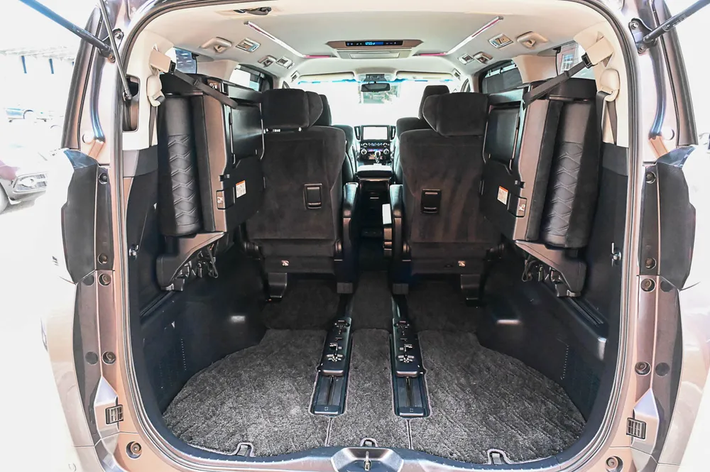 2015 Toyota Vellfire 3.5ZA G-ED - photo 22