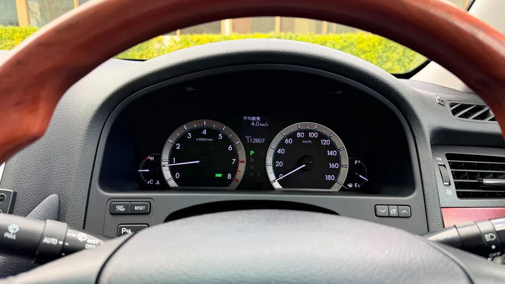 2011 Toyota Crown Majesta C Type - photo 14