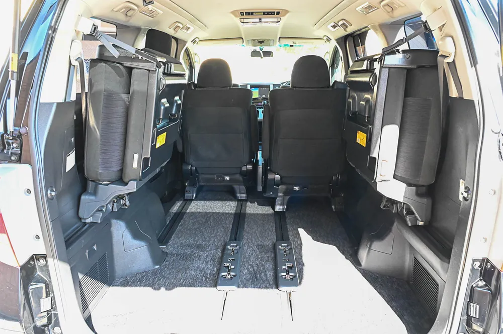 2014 Toyota Alphard 240S - photo 10