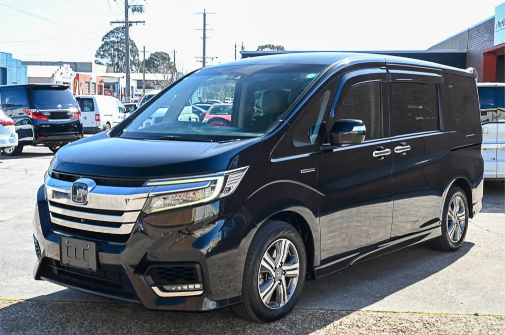 2019 Honda Stepwgn Spada G EX Sensing - photo 5