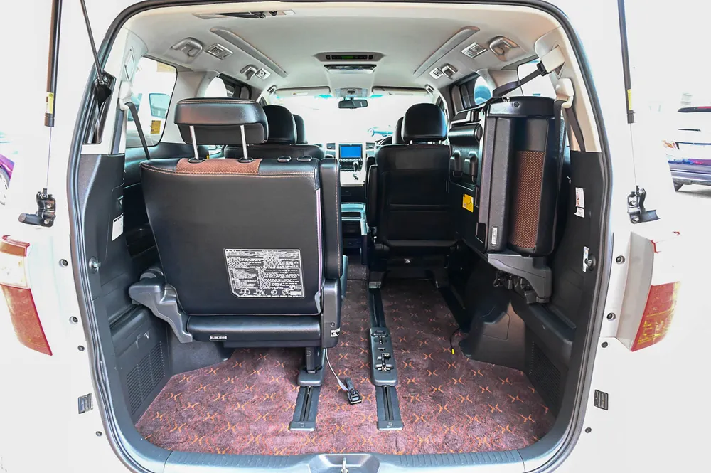 2014 Toyota Alphard 240S Type Gold 2 - photo 9