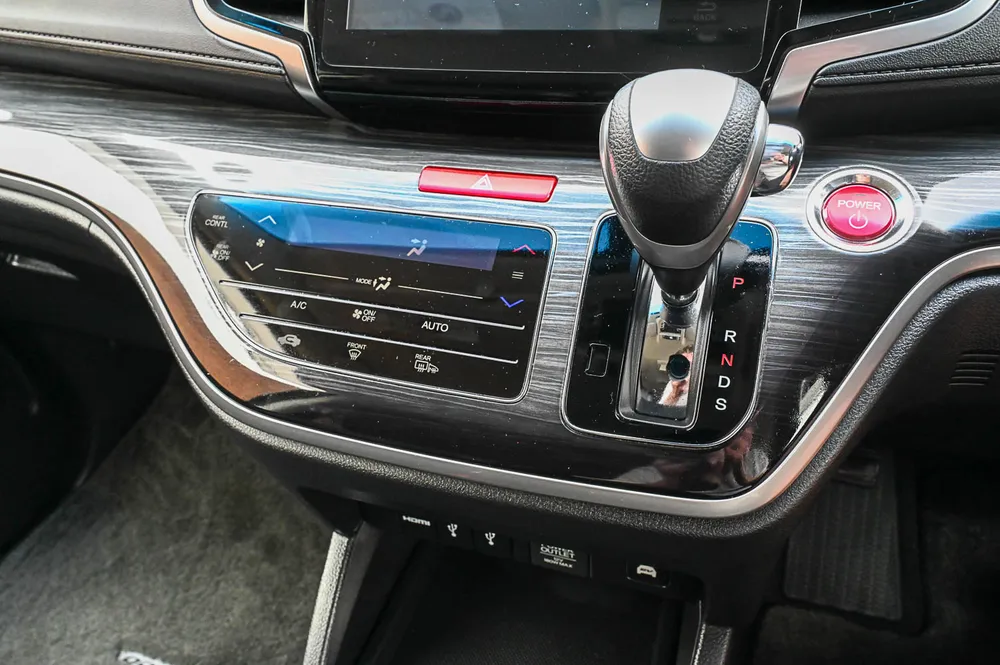 2016 Honda Odyssey Absolute H Sensing - photo 21