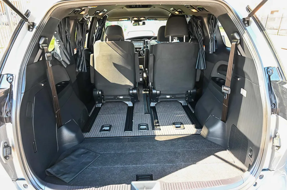 2017 Toyota Estima AERAS - photo 8