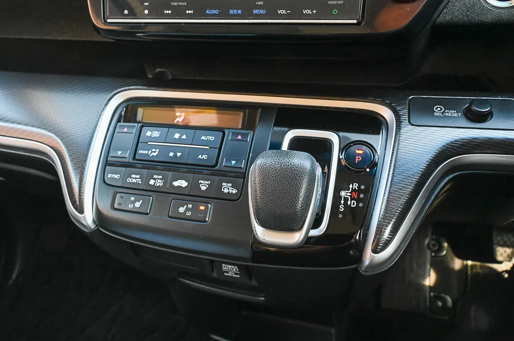 2018 Honda Stepwgn HYBRID GEX HONDA SENSING - photo 25
