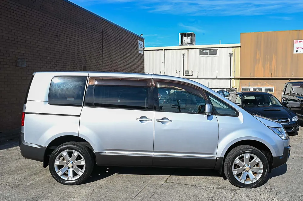 2010 Mitsubishi Delica D5 G Power Pack - photo 12