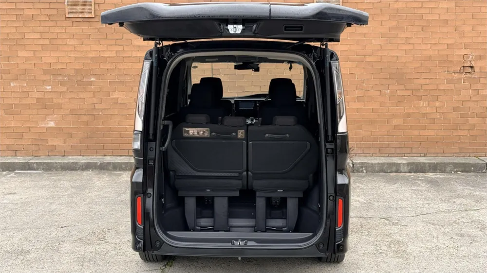 2018 Honda Stepwgn Spada G EX Sensing - photo 5