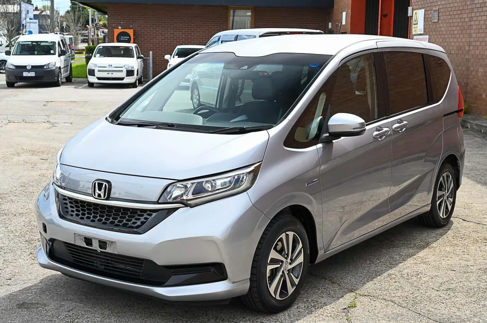 2020 Honda Freed HYBRID G HONDA SENSING - photo 4