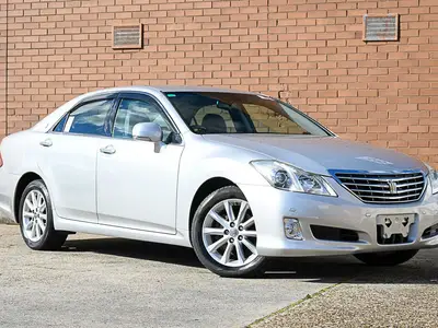 2008 Toyota Crown Royal Saloon R Saloon