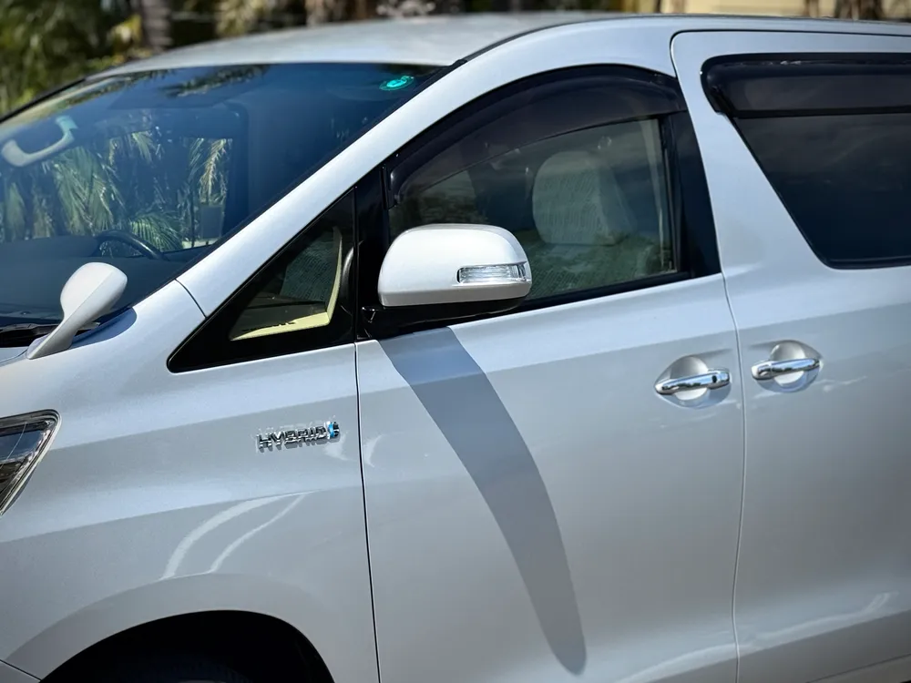 2012 Toyota Vellfire X - photo 4