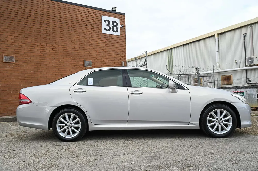 2008 Toyota Crown Royal Saloon R Saloon - photo 12