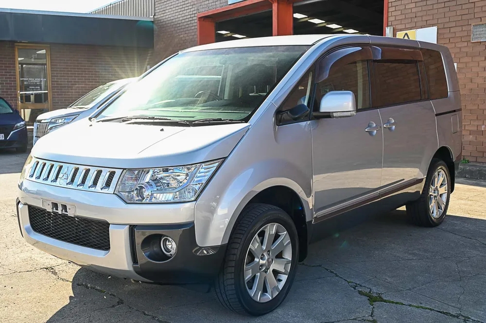 2010 Mitsubishi Delica D5 G Power Pack - photo 5
