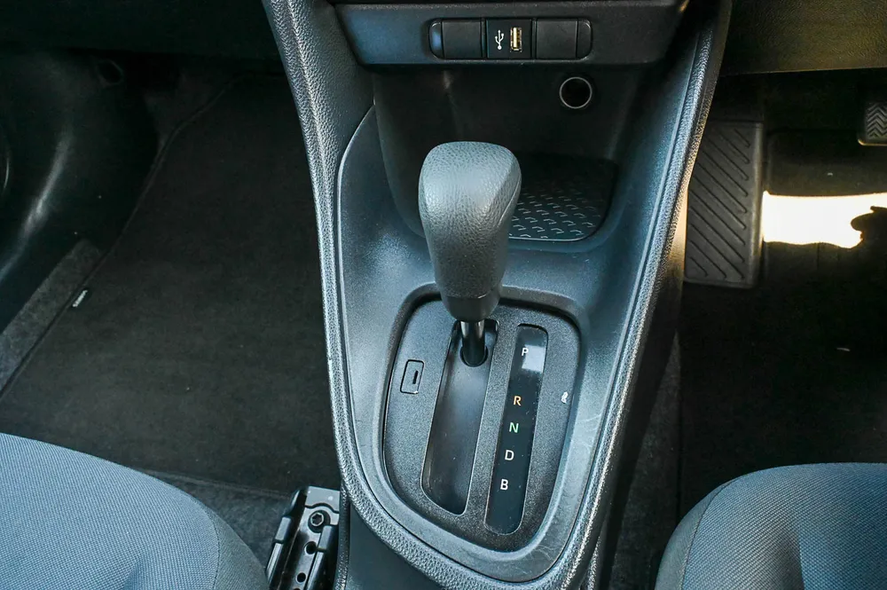 2023 Toyota Yaris HYBRID X 4WD - photo 21