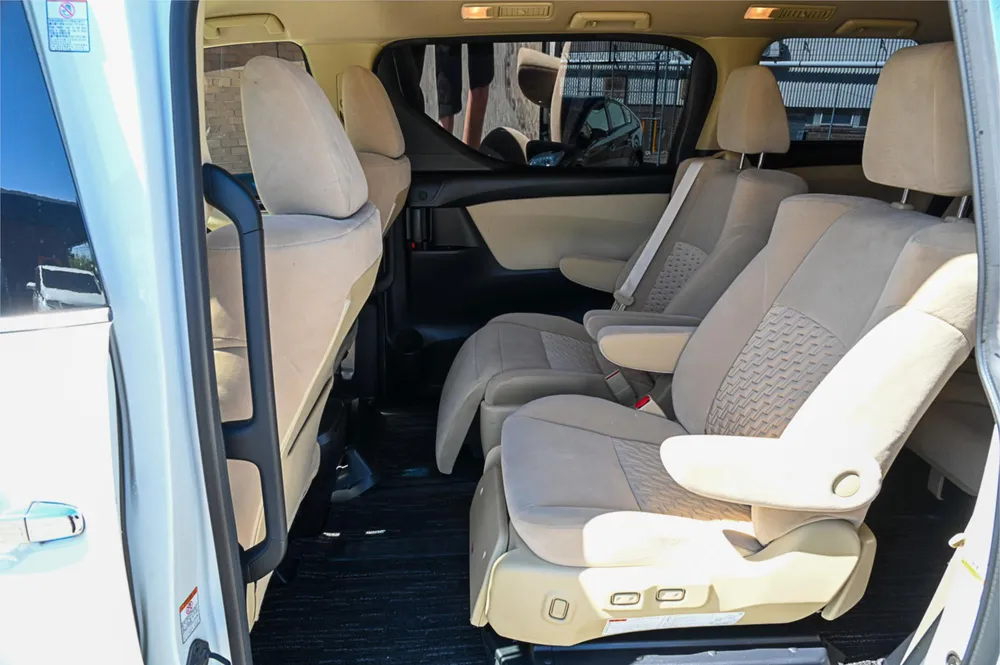 2017 Toyota Vellfire - photo 18