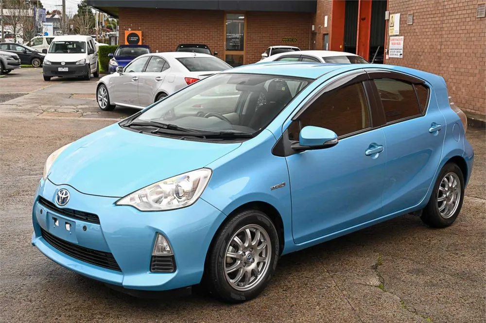 2012 Toyota Aqua G - photo 5