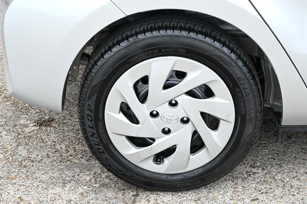 2018 Toyota Aqua 2WD - photo 16