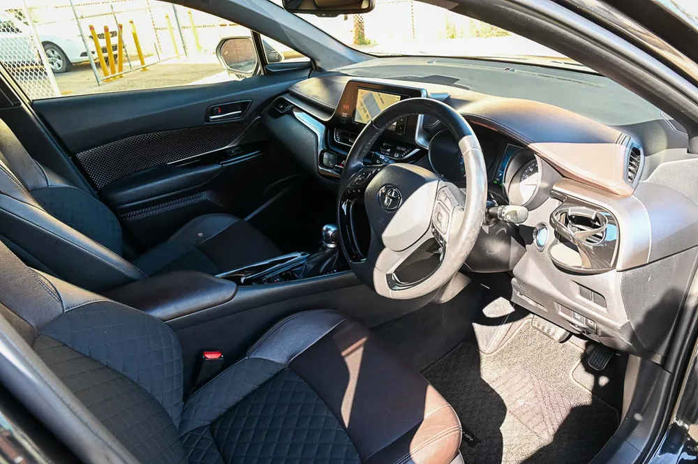 2018 Toyota C-HR G - photo 16