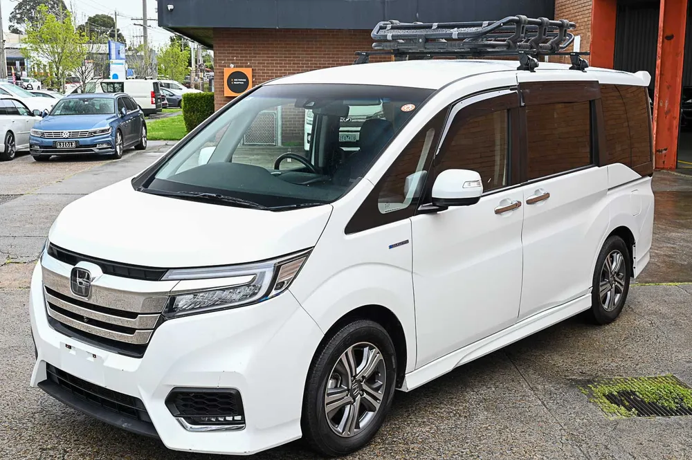 2018 Honda Stepwgn Spada G EX Sensing - photo 5