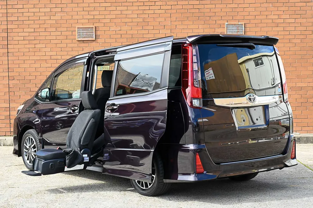 2016 Toyota Noah Welcab - photo 29