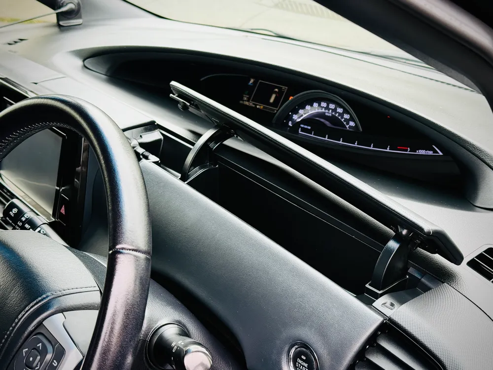 2016 Toyota Estima AERAS - photo 33