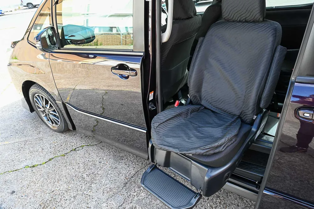 2016 Toyota Noah Welcab - photo 13