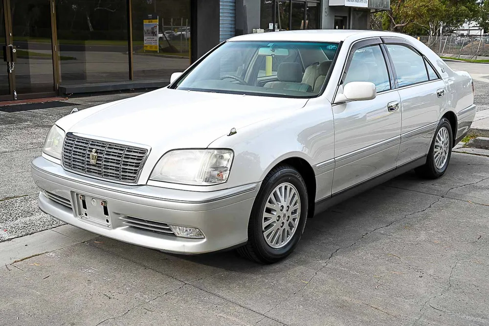 1999 Toyota Crown - photo 8