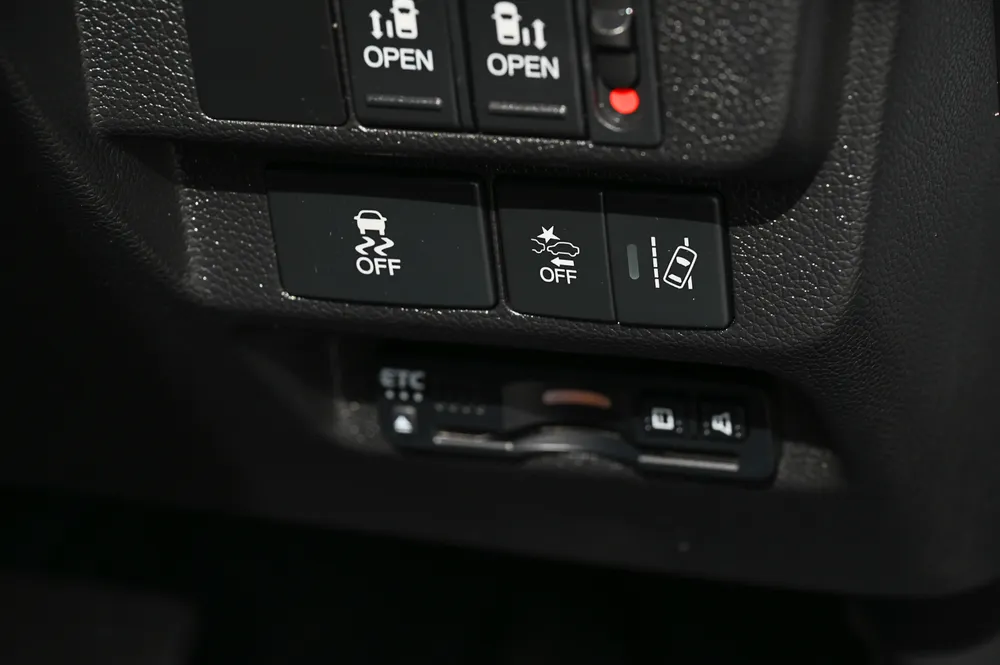2020 Honda Freed HYBRID G HONDA SENSING - photo 18
