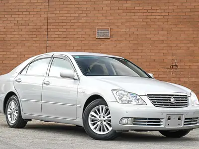 2007 Toyota Crown Royal Saloon R Saloon