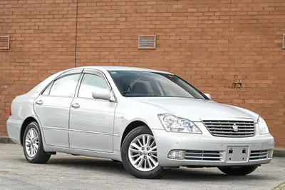 2007 Toyota Crown Royal Saloon R Saloon