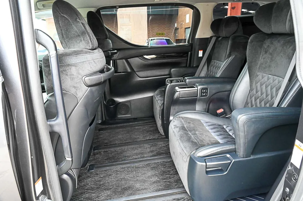 2015 Toyota Vellfire 3.5ZA G-ED - photo 17