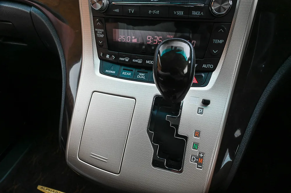 2014 Toyota Alphard 240S Type Gold 2 - photo 21