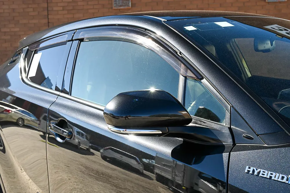 2018 Toyota C-HR G - photo 3