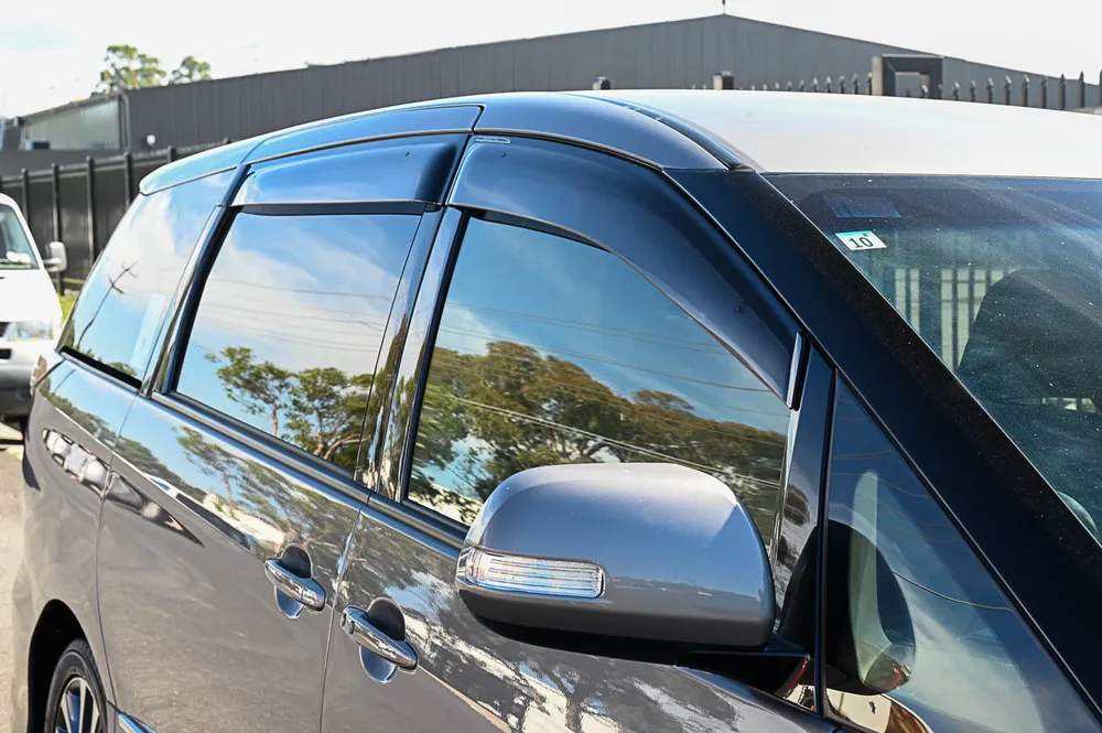 2017 Toyota Estima AERAS - photo 3