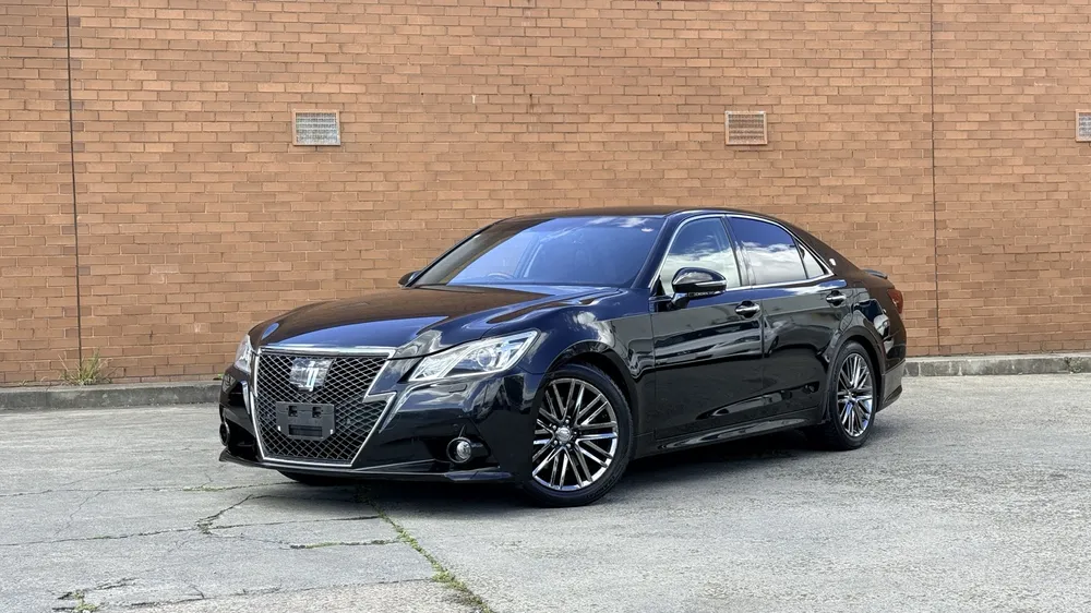 2014 Toyota Crown Athlete Athlete G - photo 4