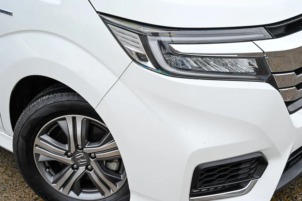 2018 Honda Stepwgn Spada G EX Sensing - photo 2