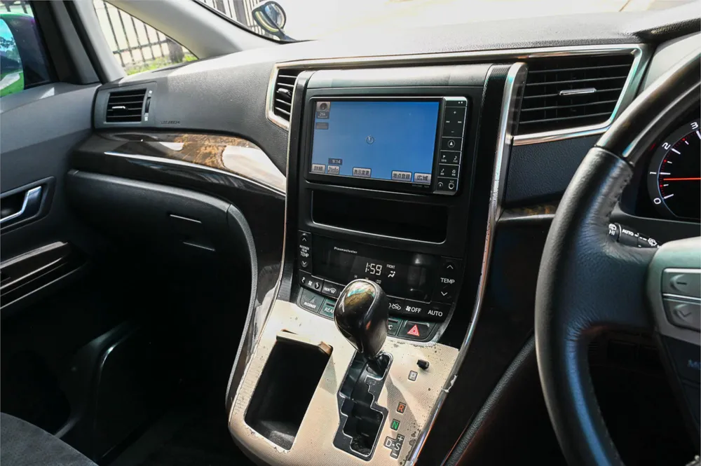 2011 Toyota Vellfire 3.5Z PLATINUM SELECTION 2 TYPE - photo 21