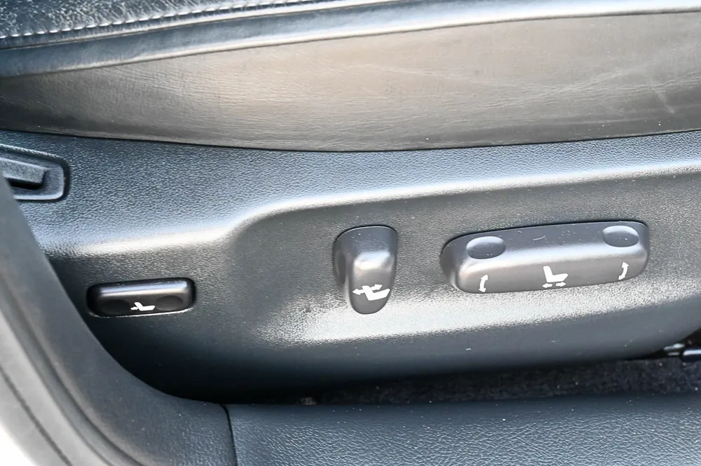 2009 Toyota Crown Majesta G Type - photo 20