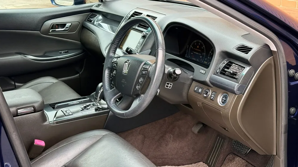 2009 Toyota Crown Hybrid HYBRID - photo 10