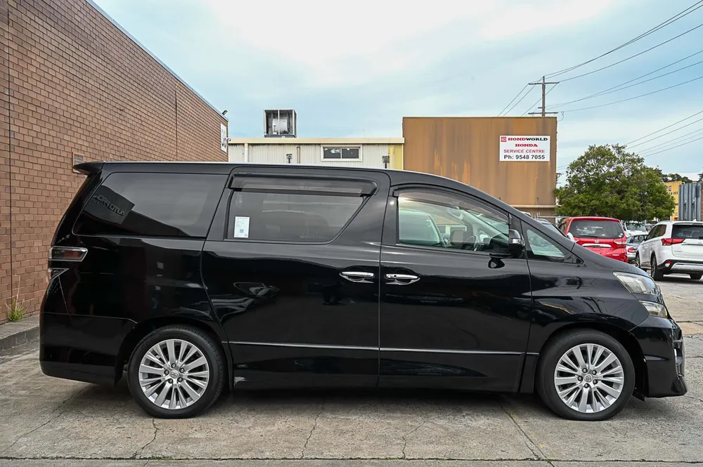 2011 Toyota Vellfire 3.5Z G EDITION - photo 17